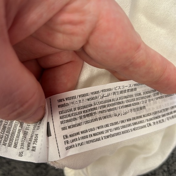 Hollister off shoulder peasant blouse - Picture 7 of 9